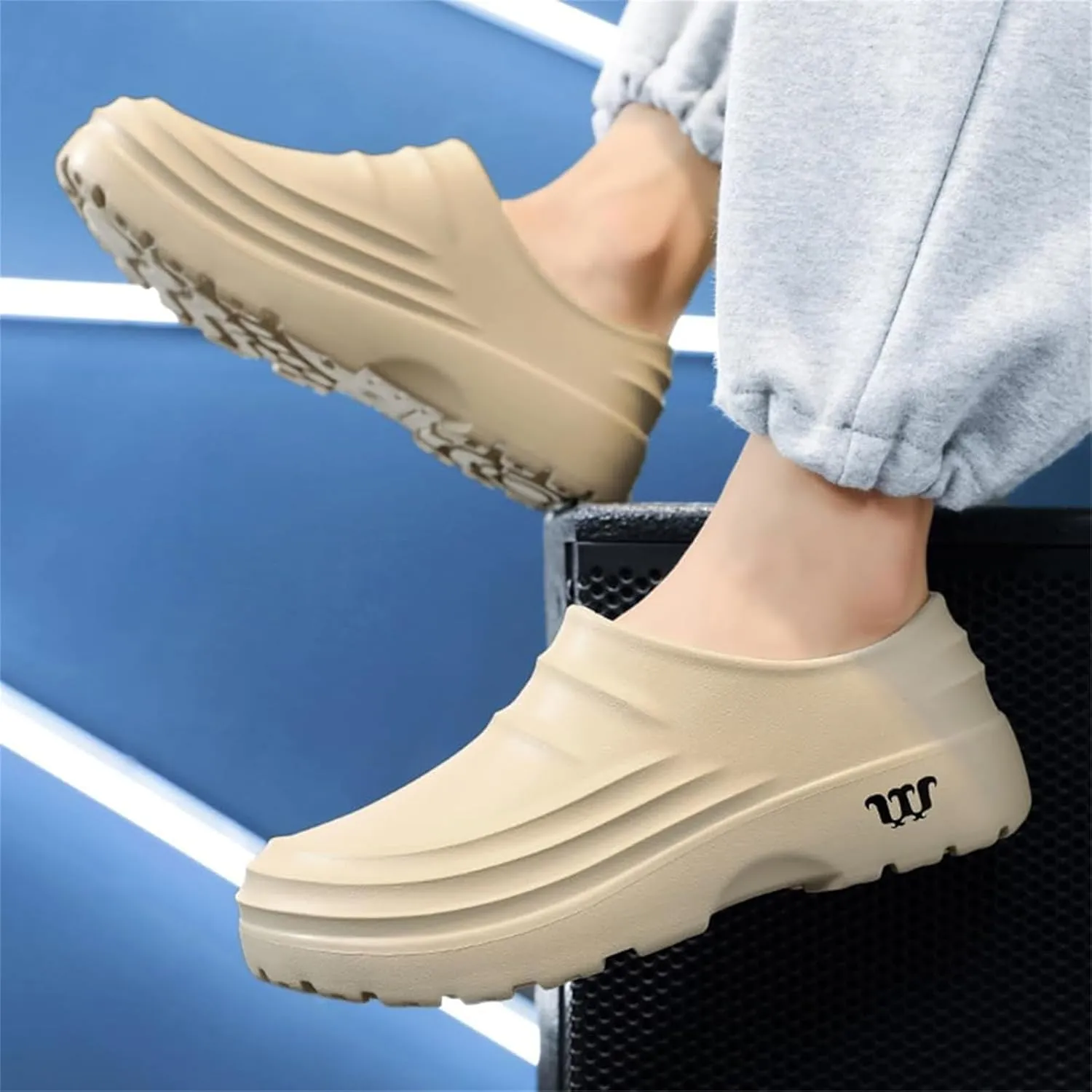 Armadillo Clogs Nurses Shoes for Women Men Chef Shoes for Women Slip Resistant Restaurant Non Slip Work Shoe Women Men Food Service Nursing Shoe Arch Support Waterproof Wide Width Garden Sneakers