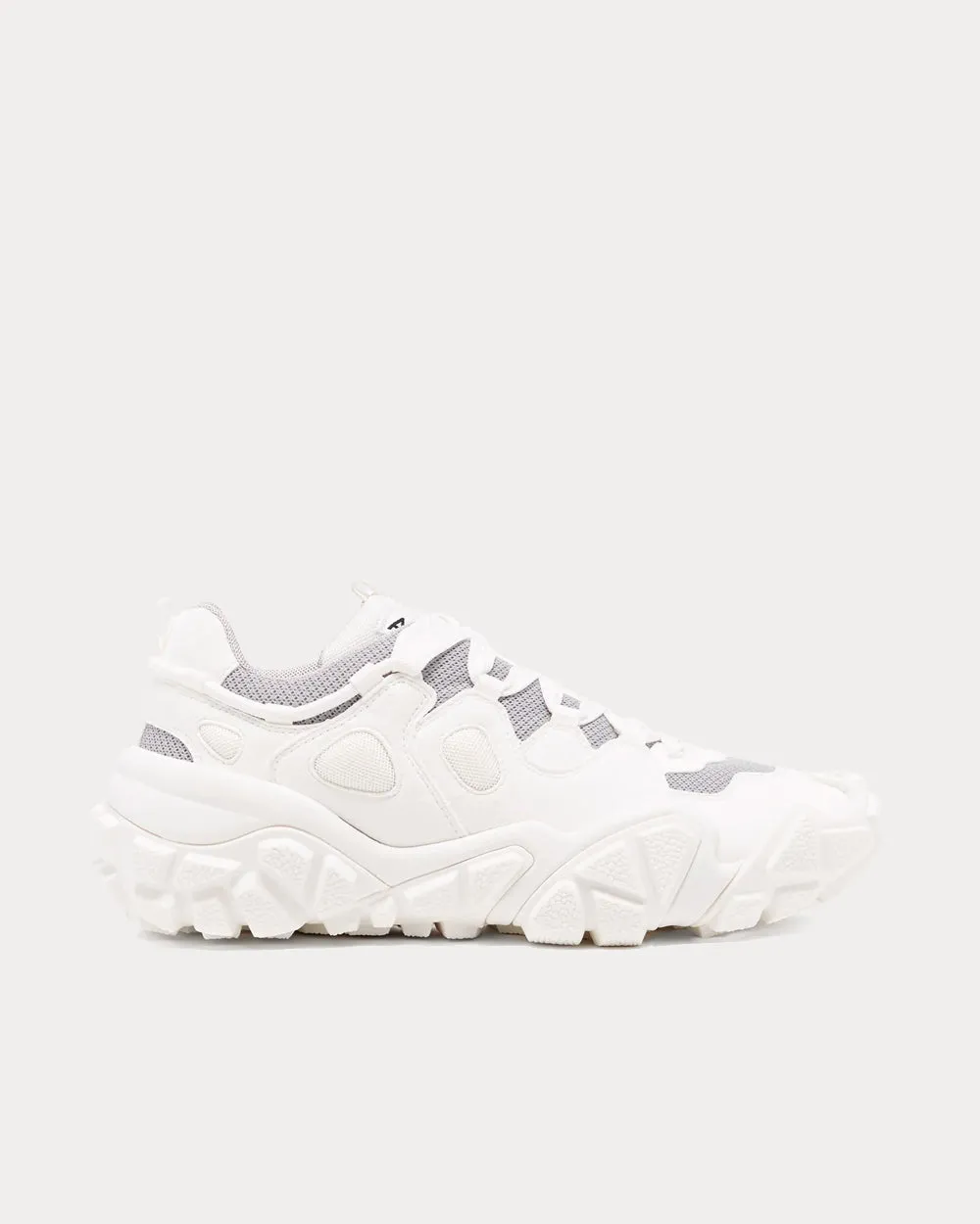 Bolzter White Low Top Sneakers