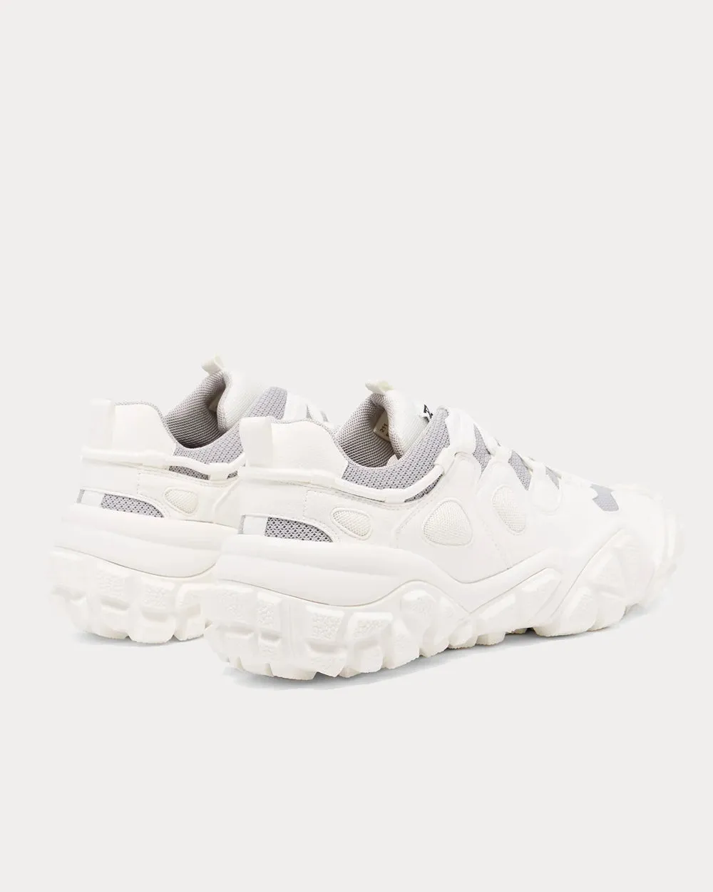 Bolzter White Low Top Sneakers
