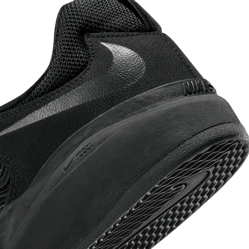 Nike SB Ishod Wair Premium Black Black Black